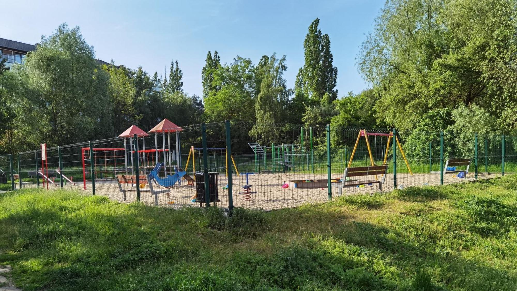 Trzy Szczescia Apartment Zielona Góra Exterior foto
